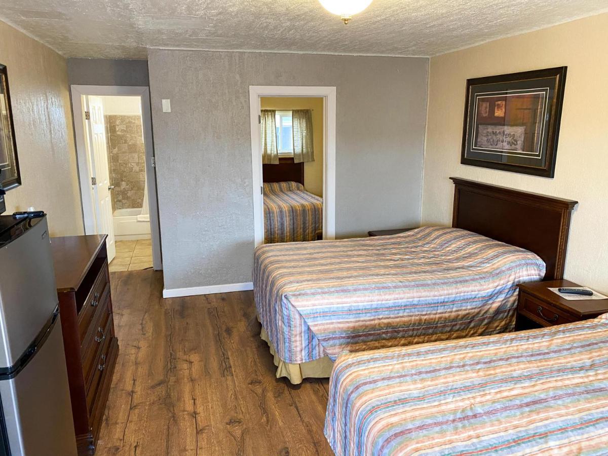 Guest Ranch Motel ไชแอนน์ ภายนอก รูปภาพ