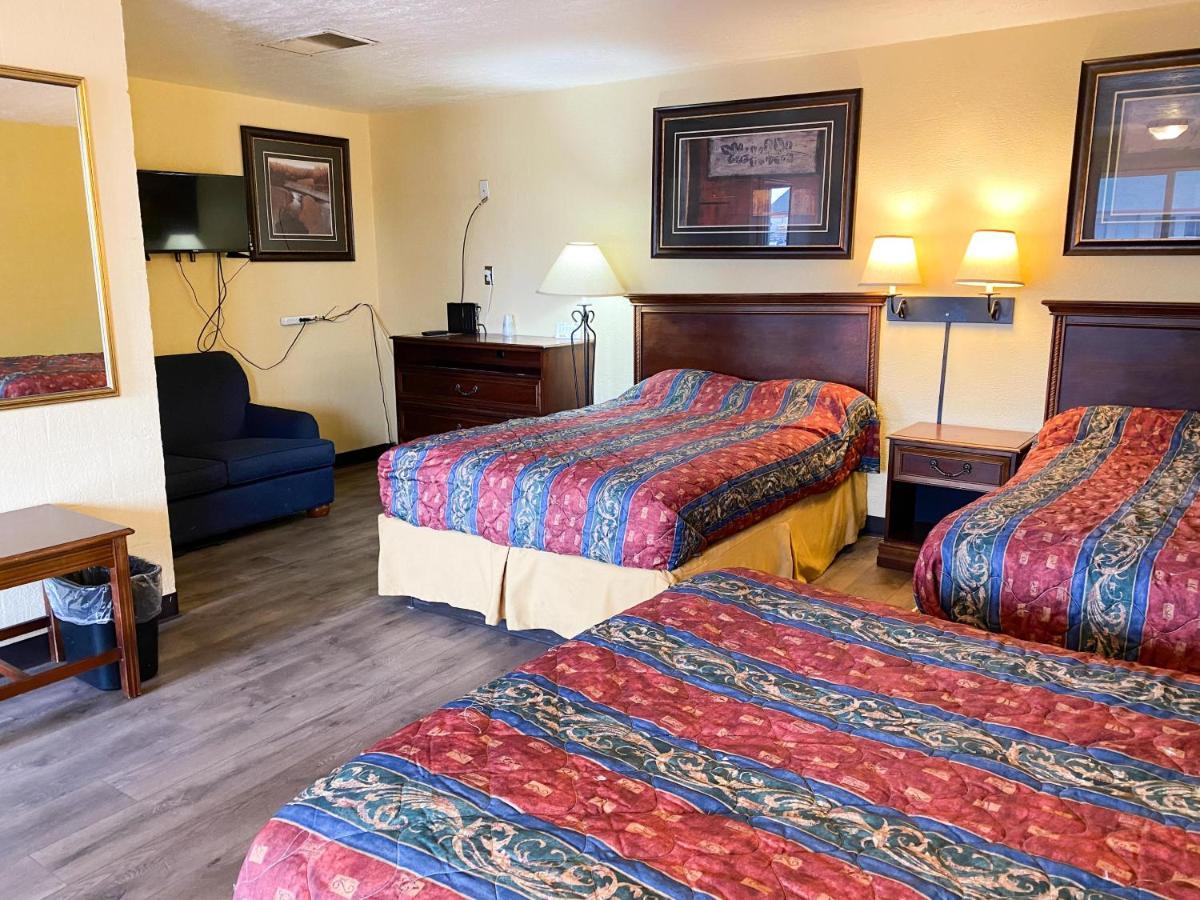 Guest Ranch Motel ไชแอนน์ ภายนอก รูปภาพ